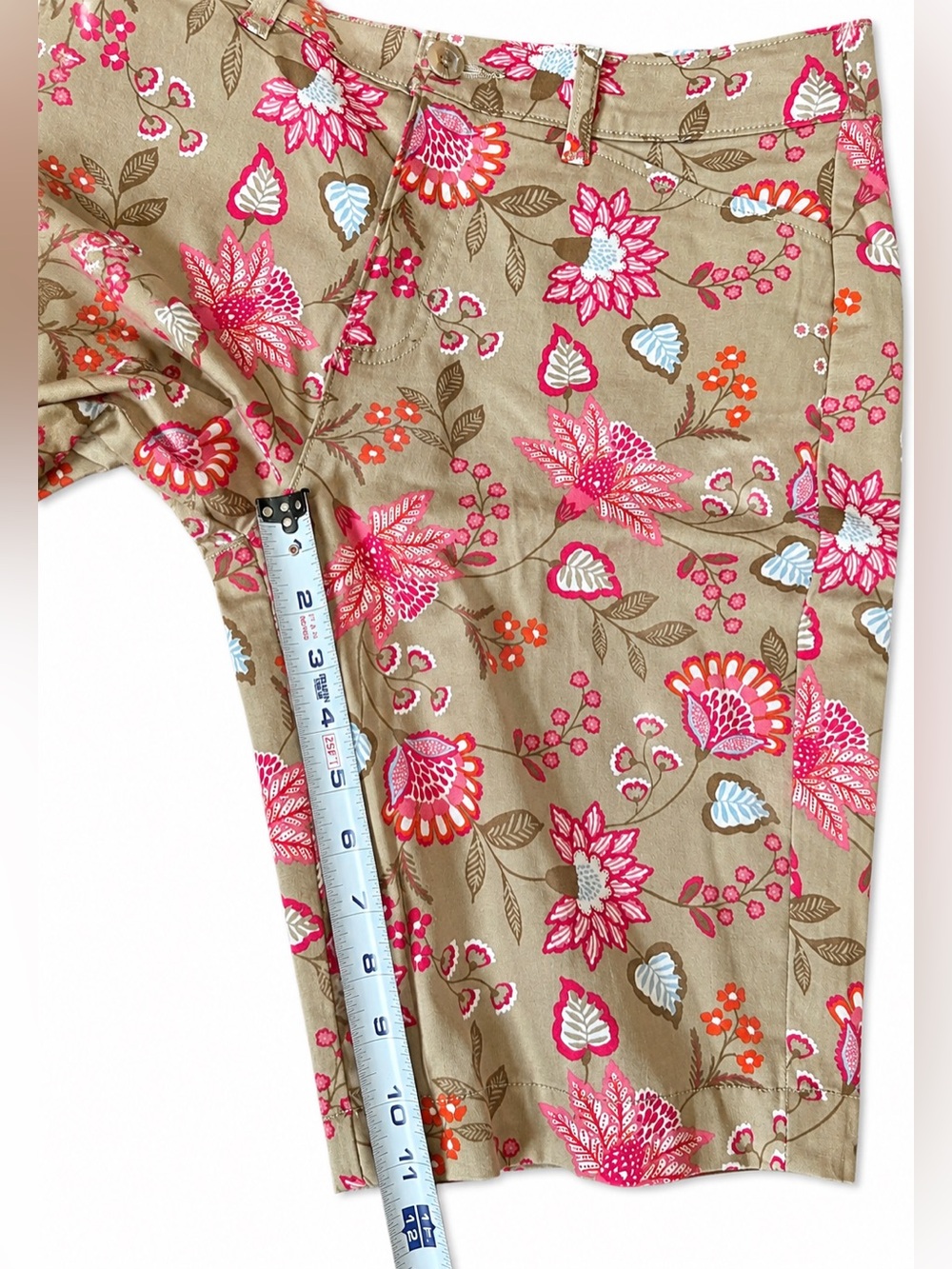 St. John's Bay Beige Bermuda Shorts with Pink Floral Print NWOT 8 - Picture 4 of 7
